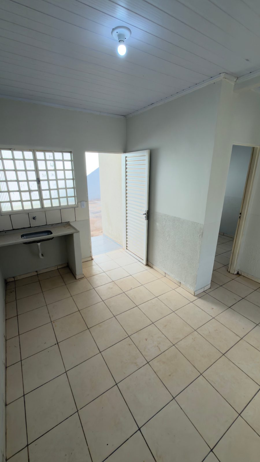 Casa Cond Francisco Ribeiro Alves - Chácaras Benvinda - — foto 2 (Valparaíso de Goiás)