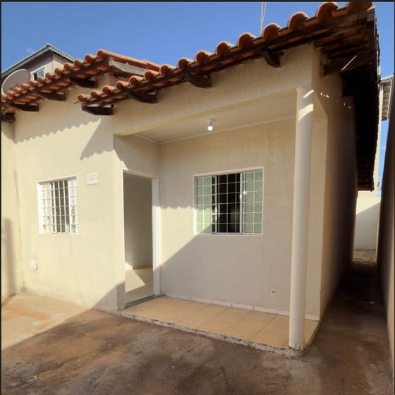 Casa Cond Francisco Ribeiro Alves - Chácaras Benvinda - — foto 1 (Valparaíso de Goiás)